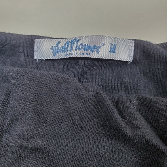 Wallflower Black Tube Crop Top - Picture 4 of 4